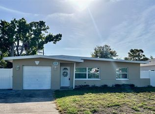 12425 136th Ln, Largo, FL 33774
