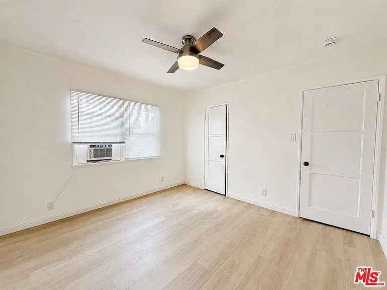 10616 Wilkins Ave — Photo 5