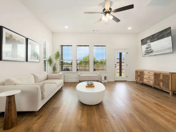 1505 W Whitney Ln #Id1255394p, Rogers, AR 72758