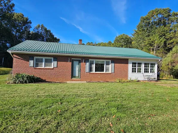 213 Beaverstone Ln, Independence, VA 24348