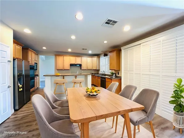 10013 Scenic Walk Ave, Las Vegas, NV 89149
