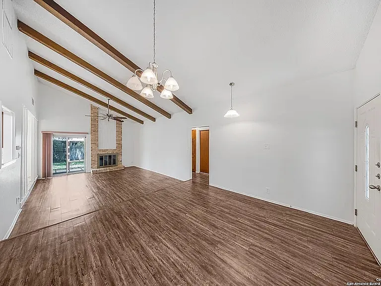 3 bed, 1457 sqft, $1,595 — Photo 3