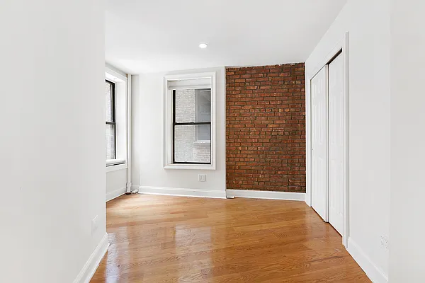 Rented by Halstead Real Estate | media 4