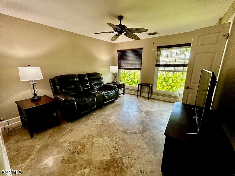 12501 Barrington Ct — Photo 6