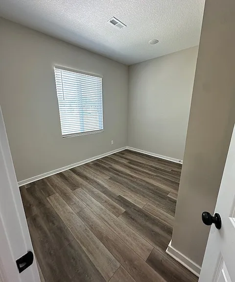 5553-55 N Bressler Dr #5555 — Photo 8