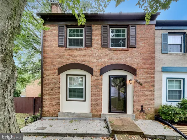 14849 Leicester Ct, Centreville, VA 20120