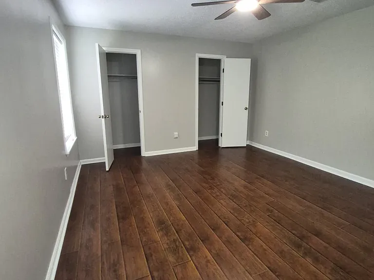 326 Nottingham Way — Photo 9