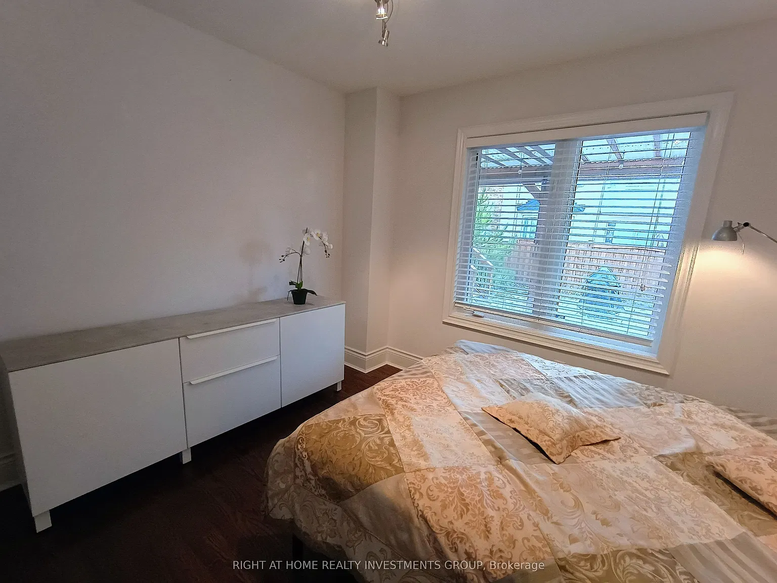2 bed, $2,100 — Photo 2