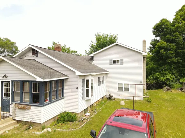 140 W 1st St, Hersey, MI 49639