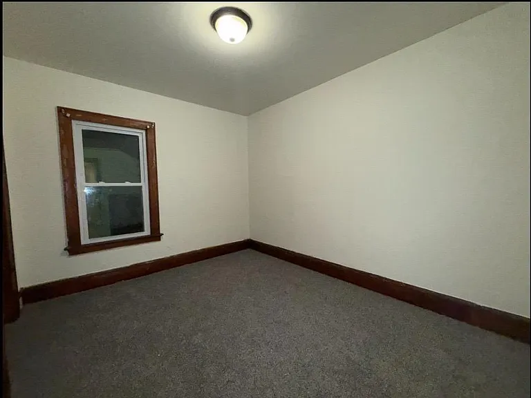 Unit Photo