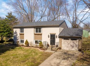 211 Lawn Ct, New Albany, IN 47150