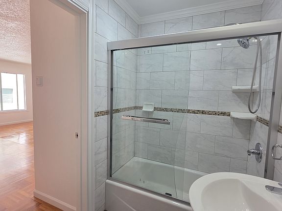 4th image of 1308 Pacific Ave APT 103