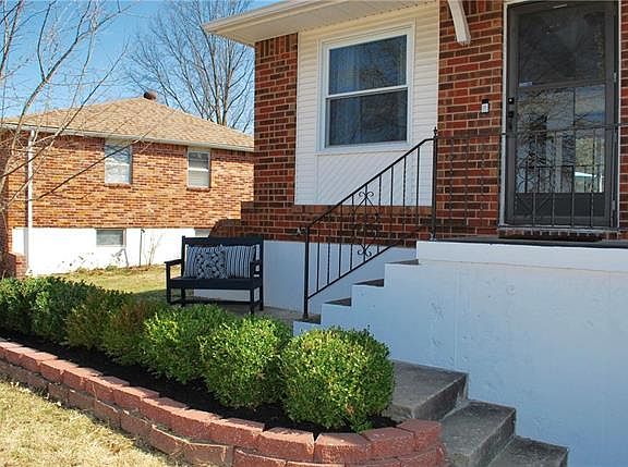 2nd image of 16425 E 35th Ter S