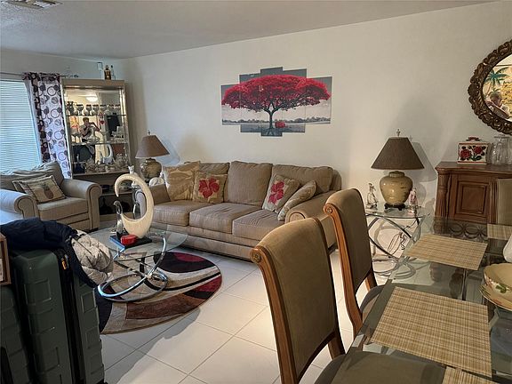 5th image of 8971 NW 33rd Street