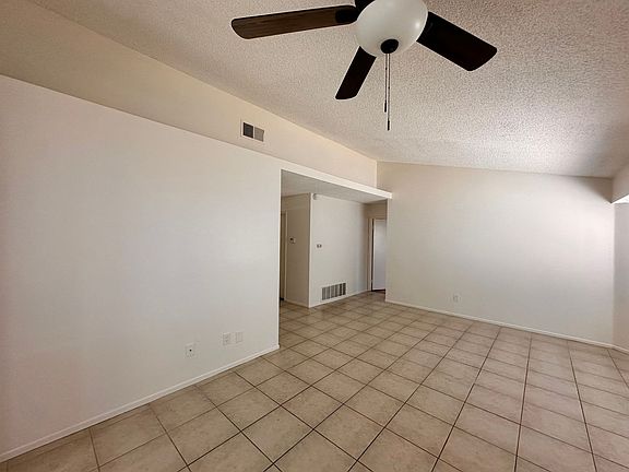 5th image of 28638 Strathmore Rd