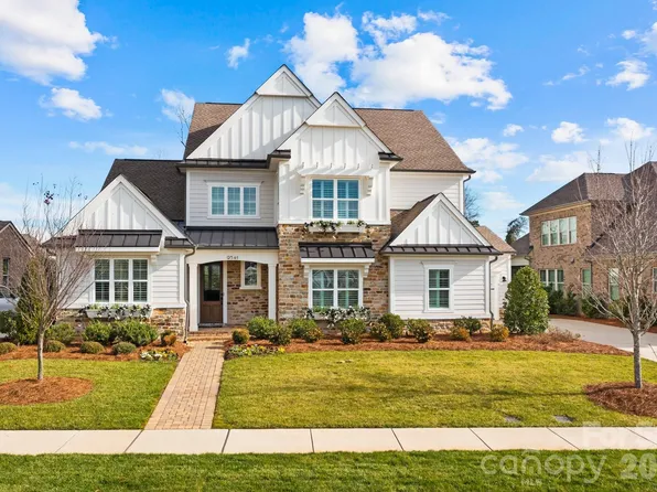 9541 Pacing Ln NW, Concord, NC 28027