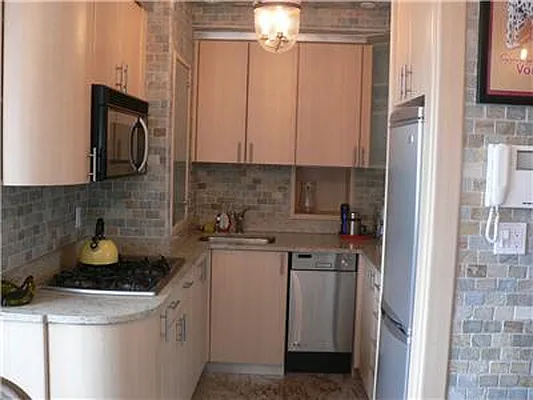 Sold by Adina Realty | media 6