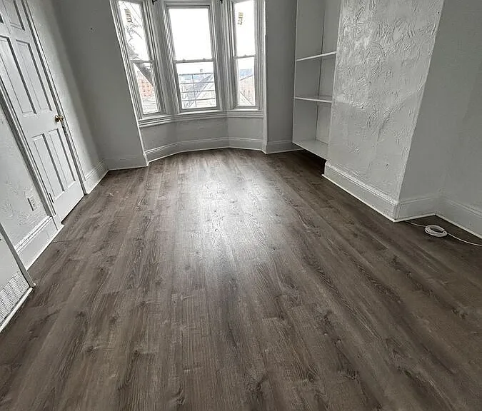 148 Linden St — Photo 5
