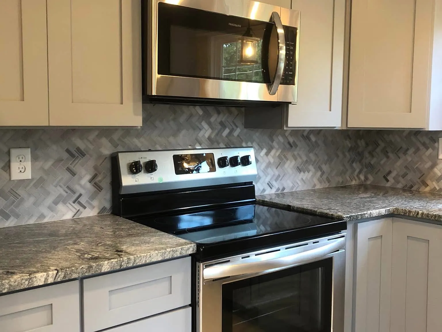 3 bed, 2.5 bath, 1204 sqft, $2,900 — Photo 2