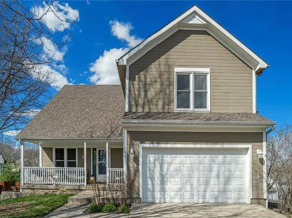 106 Wisteria Ct, Smithville, MO 64089