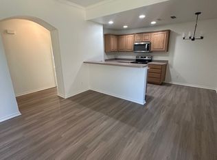301 W Anderson St APT 100, Weatherford, TX 76086