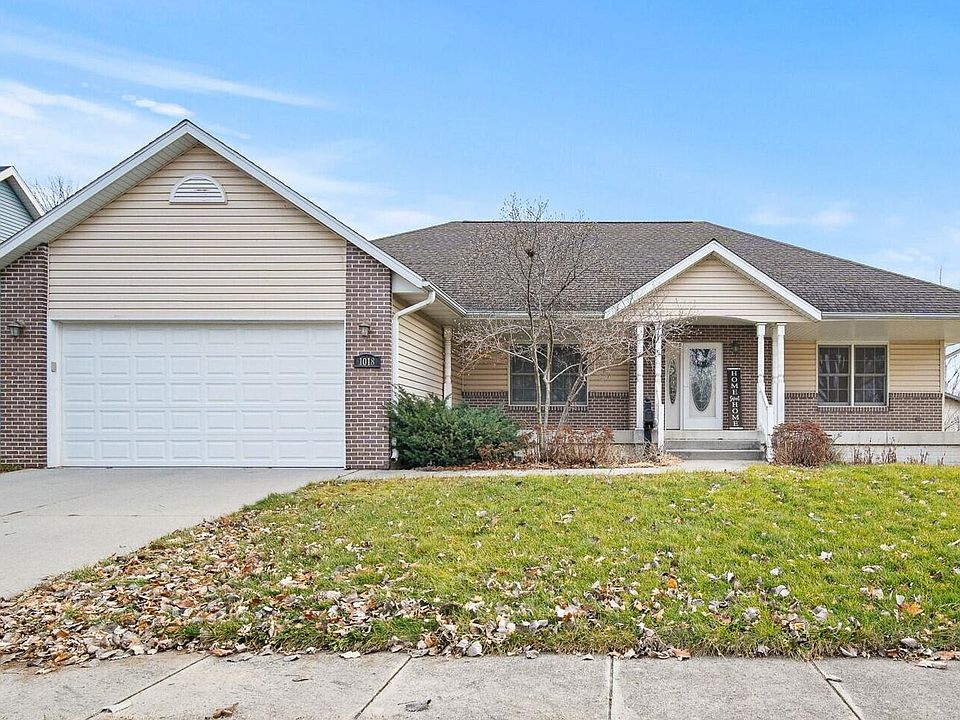 1018 Byron St, Stratford, IA 50249 | Zillow