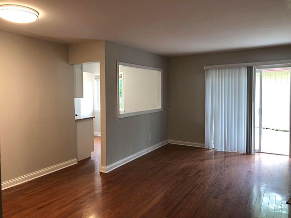 3rd image of 5252 Fenway Pl #5252