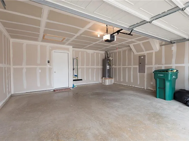1721 Gayla Creek Dr — Photo 19