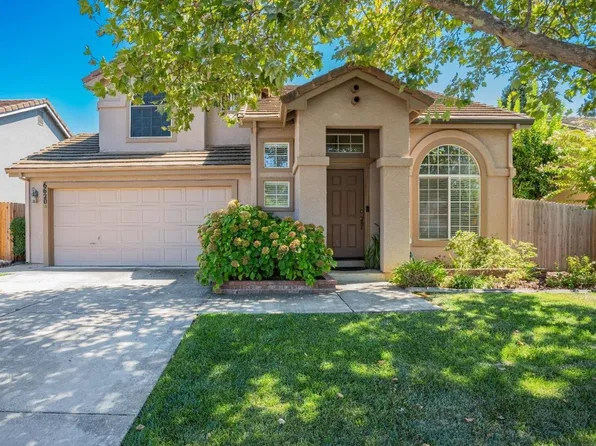 6620 Di Lusso Dr, Elk Grove, CA 95758