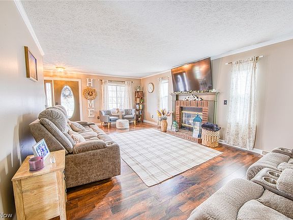 5th image of 1215 Heatherstone Dr