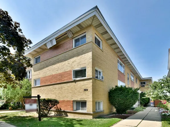 1932 S Central Ave APT 2, Cicero, IL 60804