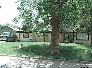 6035 N Hamilton St, Omaha, NE 68132