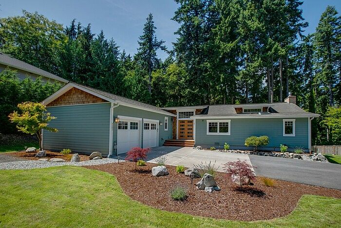 1st image of 9385 Moss Ln NE