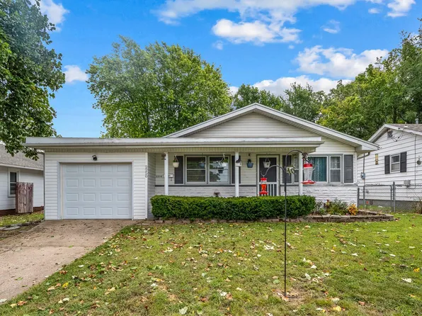 2250 N Farmer Avenue, Springfield, MO 65803