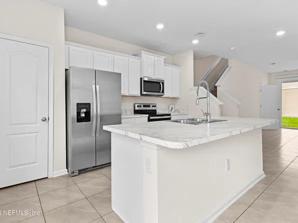 8207 LAROSE Road, Jacksonville, FL 32211