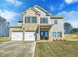 29 North Village Cir, Rydal, GA 30171