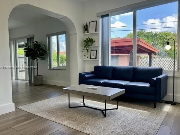 231 SW 51st Pl, Miami, FL 33134