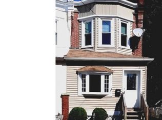 37 Maple Ter, Clifton Heights, PA 19018