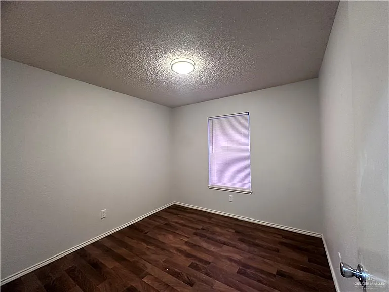 601 Kennedy Ave — Photo 11