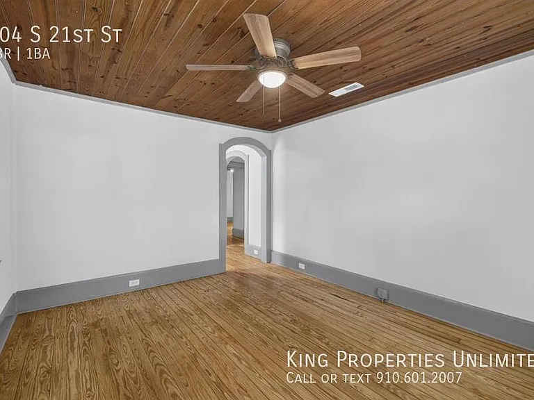104 S 21st St — Photo 11