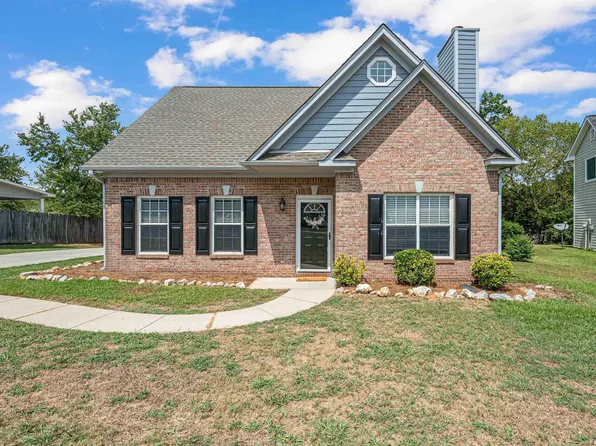 136 Blue Spring Pl, Alabaster, AL 35007