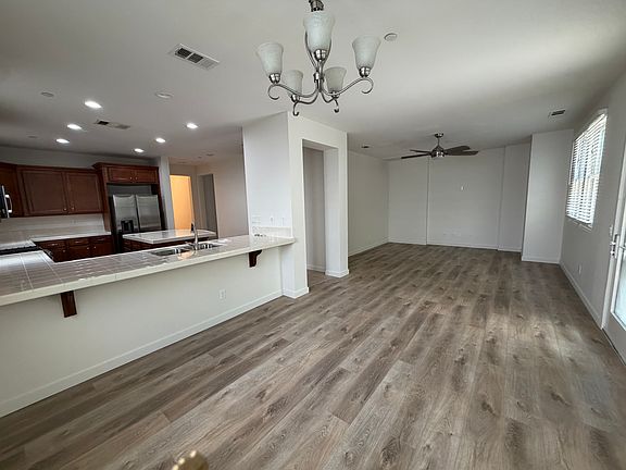 3rd image of 1517 Halia Ct