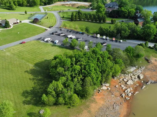 6026 Paradise Cove Dr, Mooresburg, TN 37811