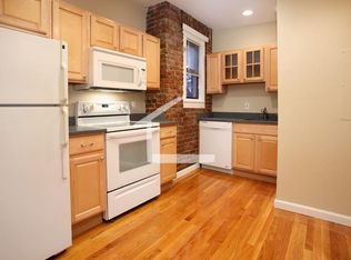 65 Burbank St #16R, Boston, MA 02115