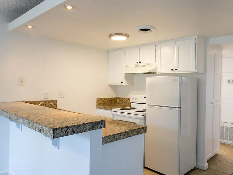 73355 Guadalupe Avenue — Photo 27