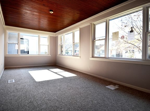 3rd image of 1049 N Lorel Ave