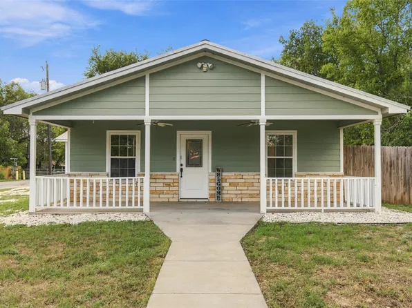 900 N Bosque St, Meridian, TX 76665