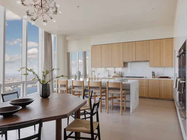 15 Hudson Yards image 6 of 18