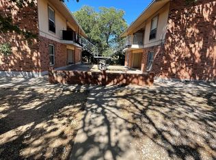 210 N Vandeveer St #5, Burnet, TX 78611