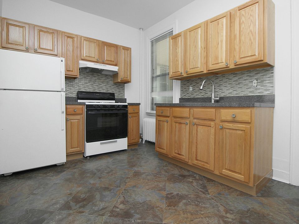 1st image of 23-13 24th Ave #2F